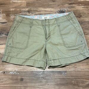 Women’s Levi’s tan shorts size 4